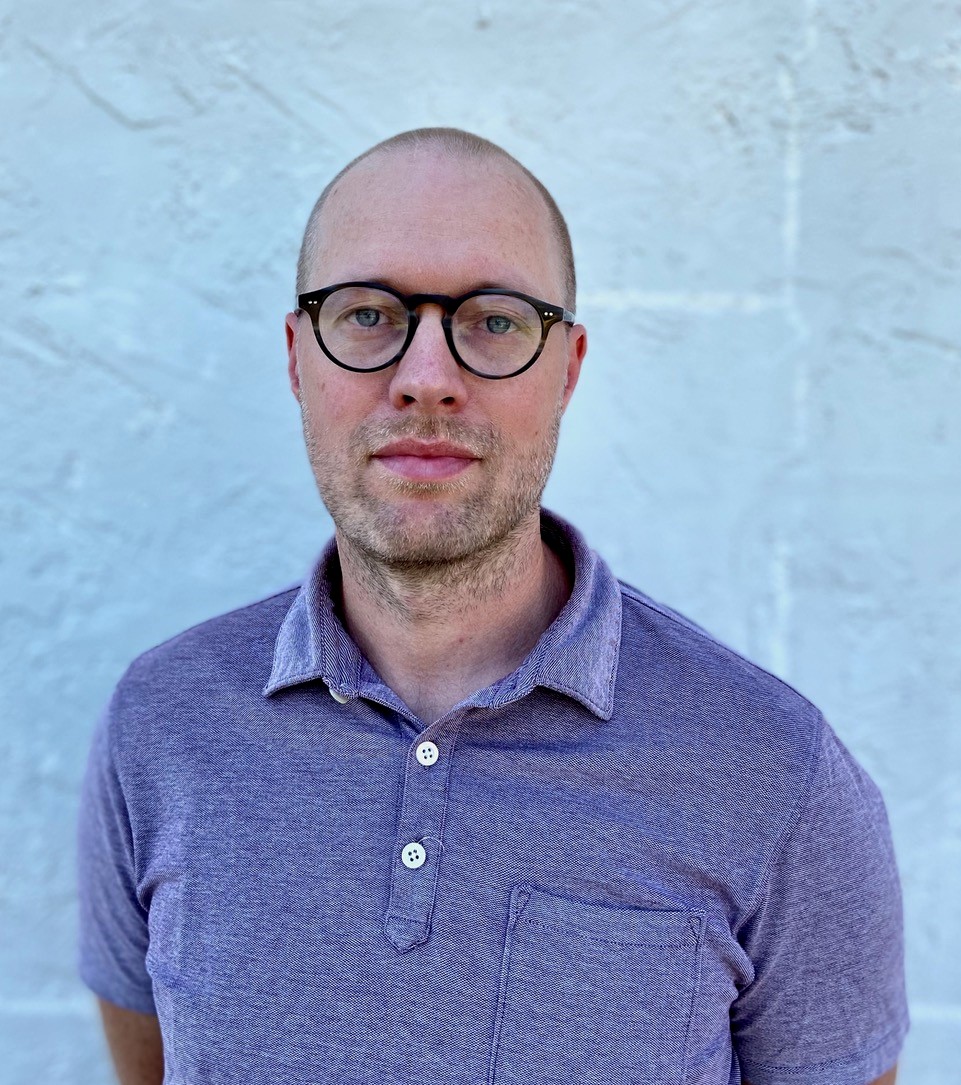 Professional headshot of Karl Oskar Ekvall, Assistant Professor